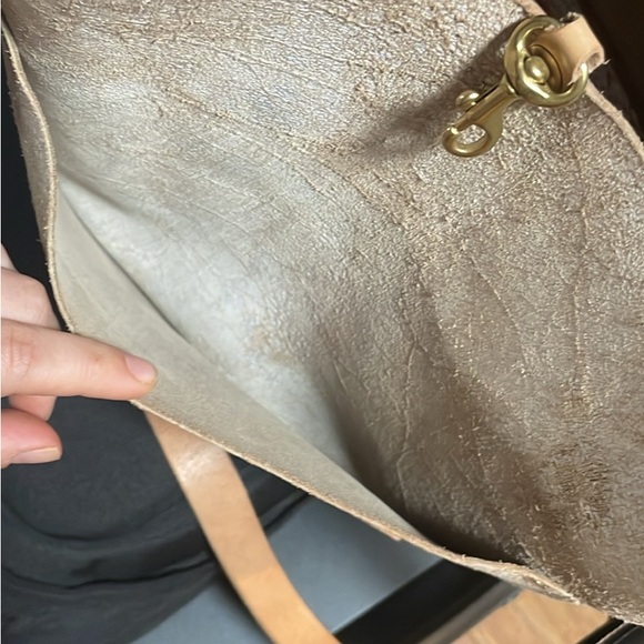 Meanwhile back on the farm birch white leather carryall crossbody - Picture 4 of 6